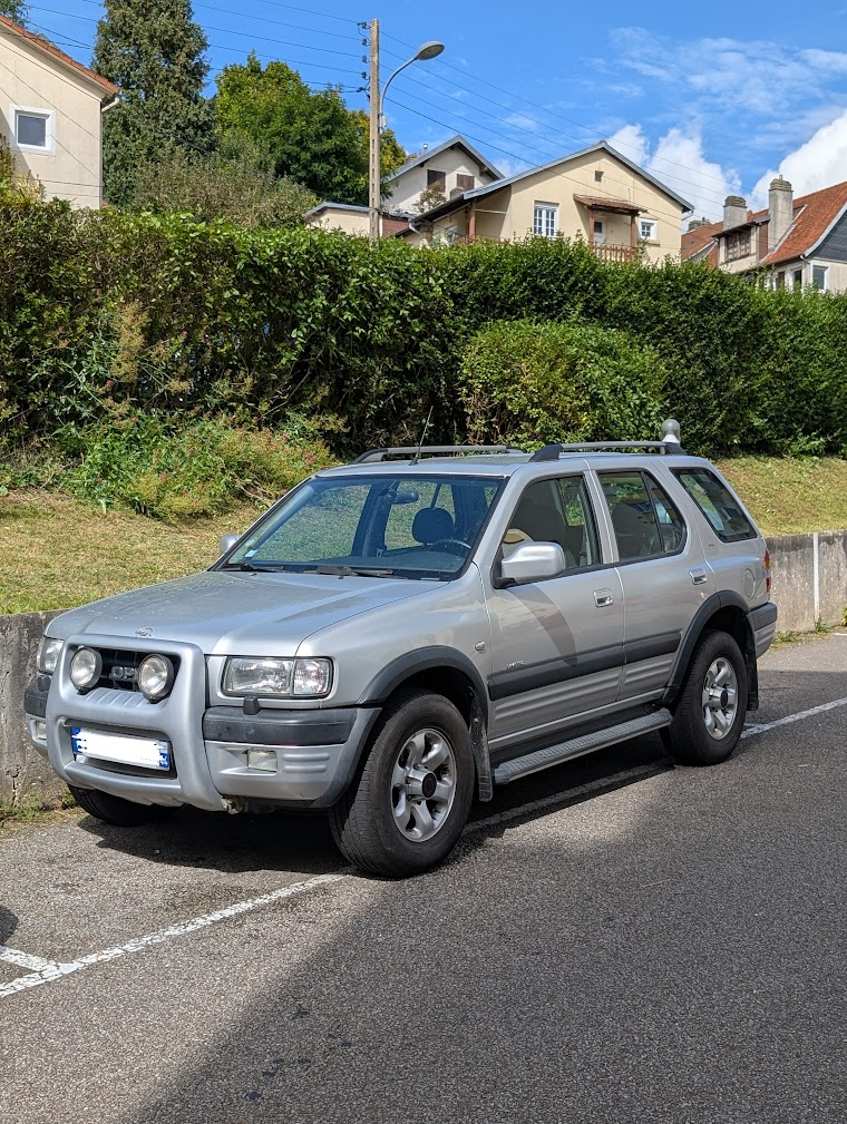 Frontera B 2001 Limited